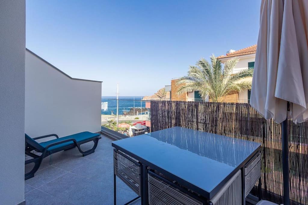 Luxury And Modern Apartment In Porto Moniz Center Exterior foto