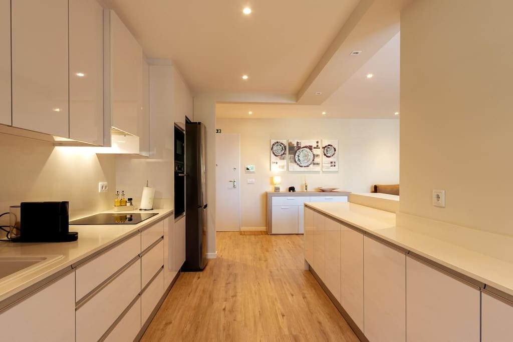 Luxury And Modern Apartment In Porto Moniz Center Exterior foto